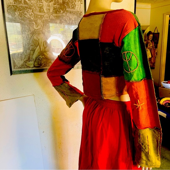 Beautiful handmade patch rip tops - Picture 3 of 10